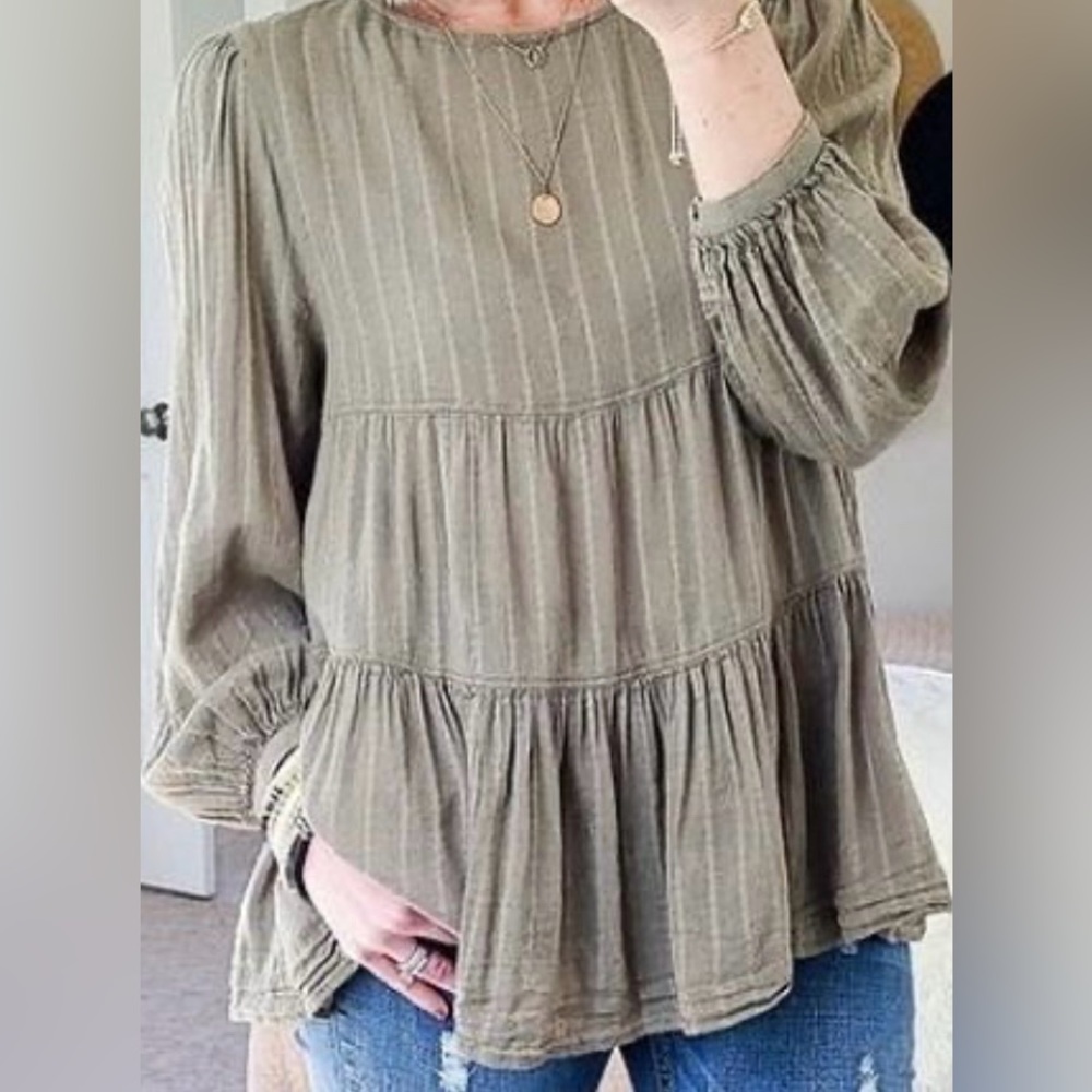 American Eagle Outfitters 3/4 Sleeve Tiered Oversized Top, Size Medium, Green